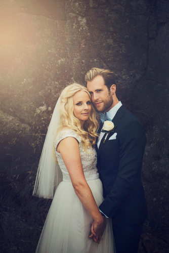 Bröllopsfotografering Fjällbacka - porträtt brudparet