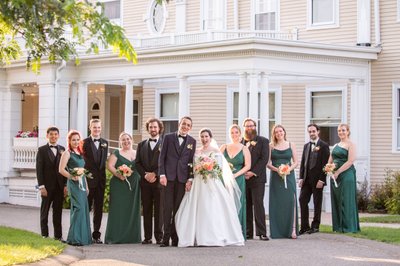 bridal party photos at endicott estate