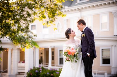 wedding photographer for Endicott Estate Dedham