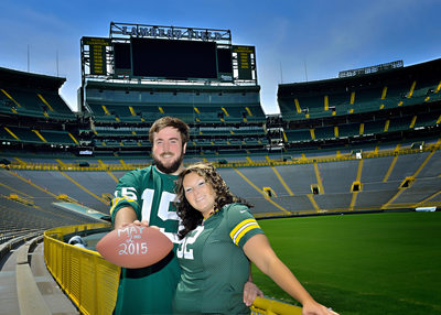 Cutting Edge Photgraphy Engagement Portraits