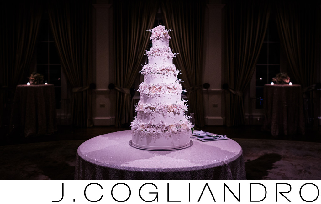 Wedding Cake at River Oaks Country Club in Houston