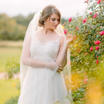 Texas bridal photo with flowers