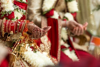 Henna hands bride and groom