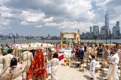 Amazing Manhattan view Indian Wedding