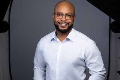 Professional Headshot for Male Entrepreneurs