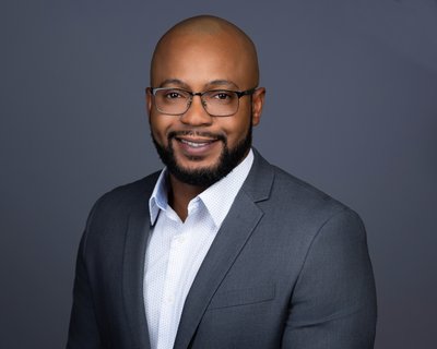 Corporate Headshot for Men Clean Background
