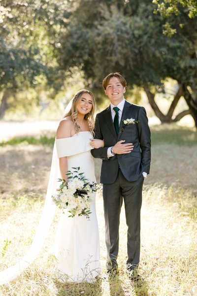 Escondido Oak Trees Bride and Groom Safari Park
