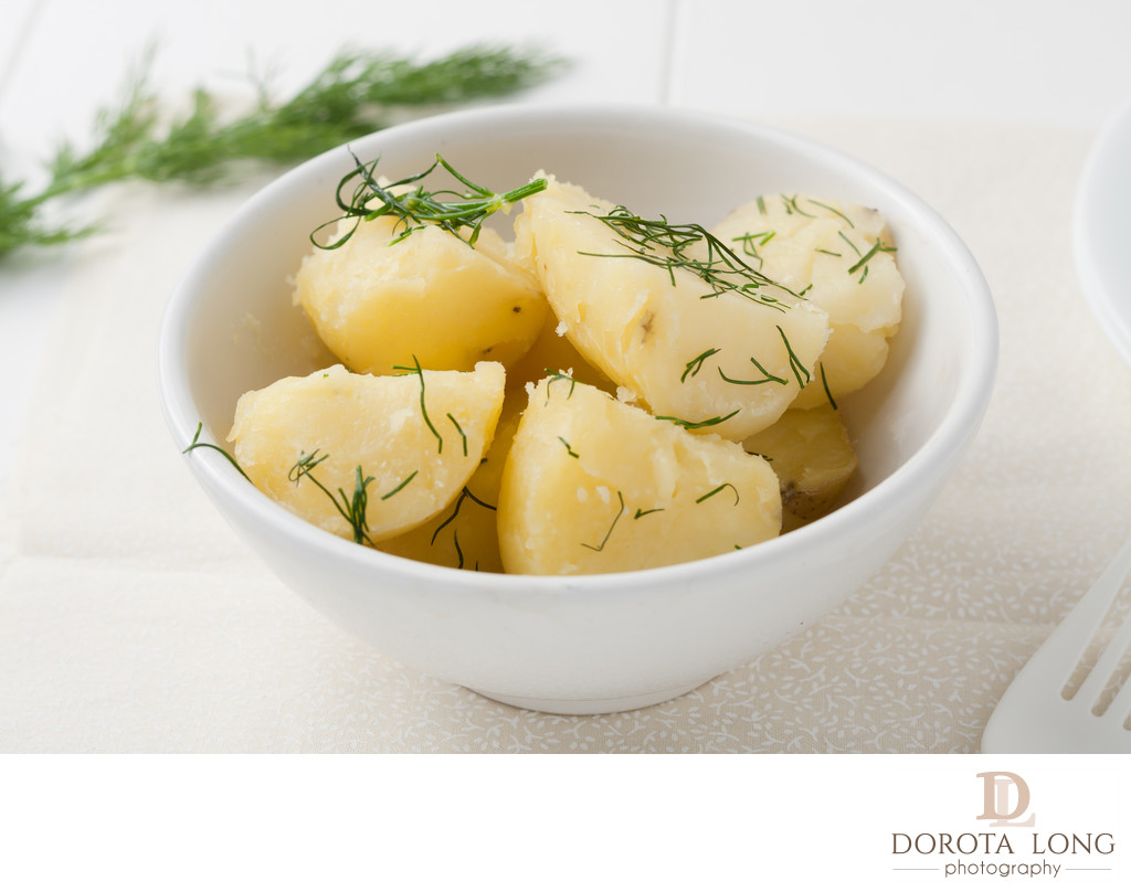 baby potatoes with dill