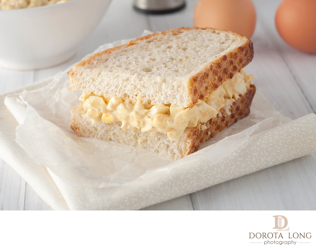 egg salad sandwich made with white bread
