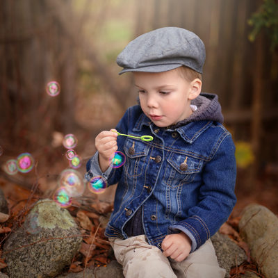 Children photographer in Bethel. How to take artistic portrait of a toddler?