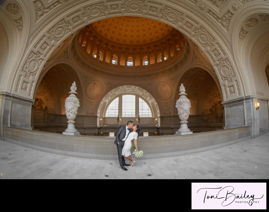 San Francisco City Hall Wedding Photographer 110