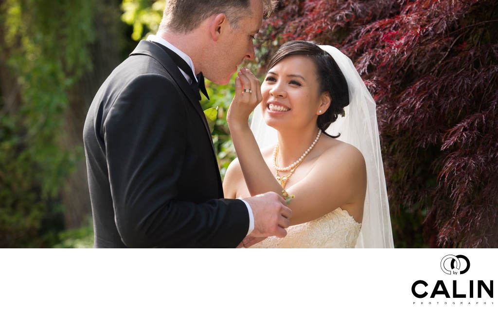 Intimate Moment at Toronto Botanical Garden Wedding