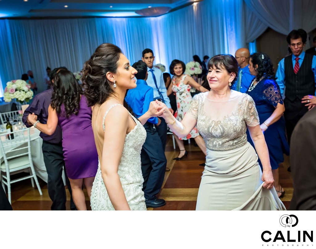 Sala Caboto Wedding at Columbus Event Centre 65