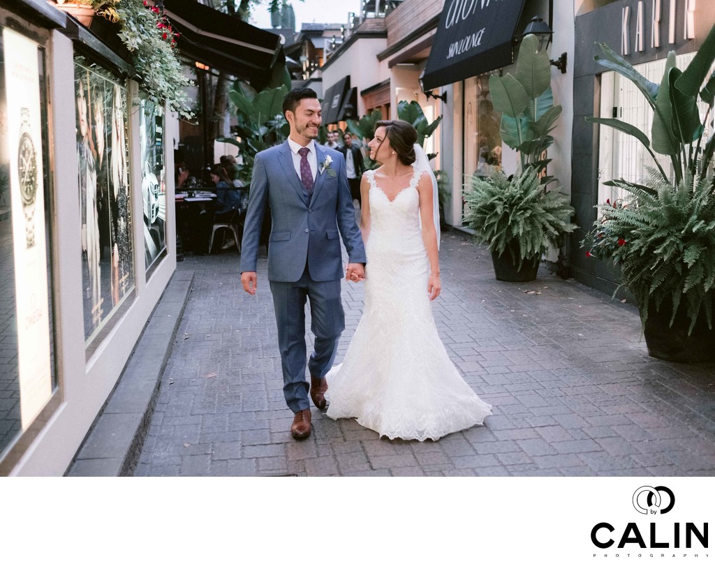 Newlyweds Walk Through Yorkville