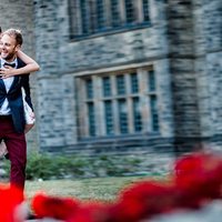 Hart House Engagement Photos - Photography by Calin