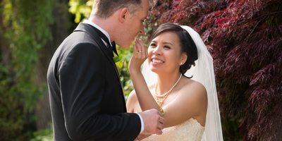 Intimate Moment at Toronto Botanical Garden Wedding