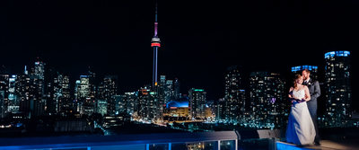 Bride and Groom Panoramic Portrait on Thompson Hotel Toronto Rooftop