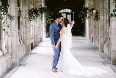 Newlyweds Kiss 3