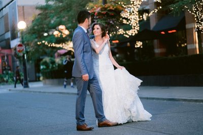Newlyweds Dance in Yorkville
