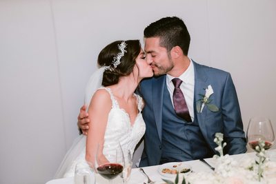 Kiss