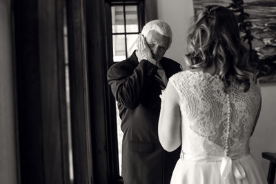 Emotional Wedding Moments With Father and Daughter