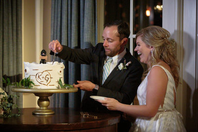 palmetto bluff wedding cake