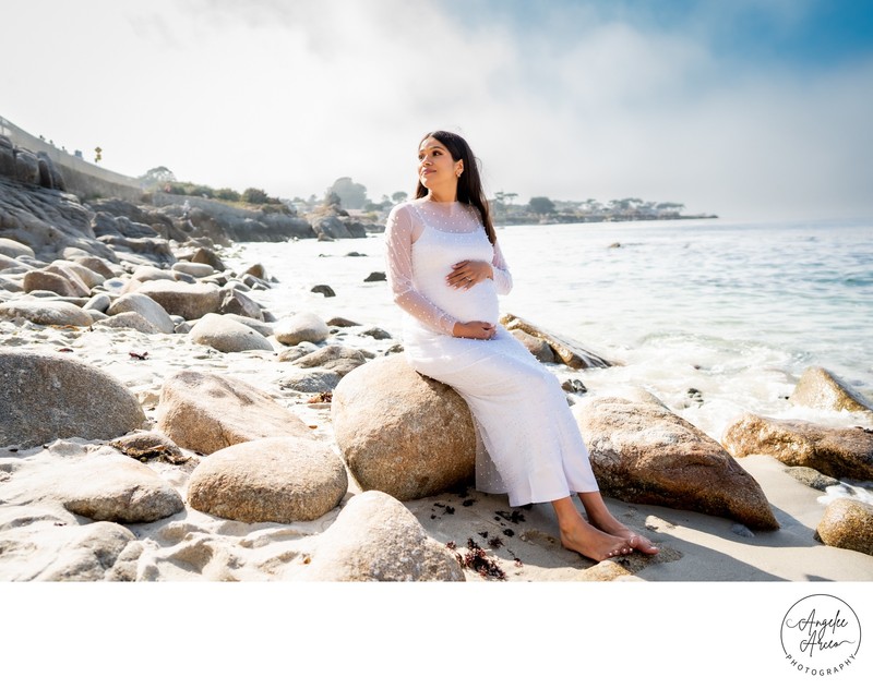 Carmel/monterey adventure maternity session