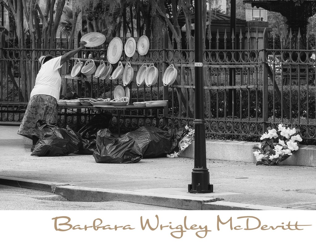 Gullah Geechee Artisan on the streets of Charleston