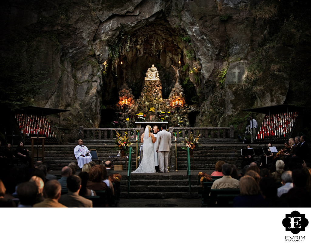 The Grotto in Portland Wedding Ceremony