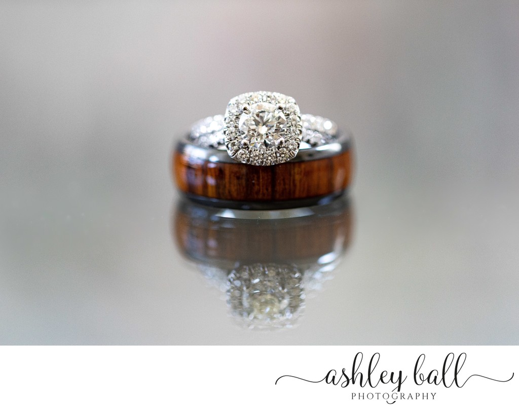 Wedding Rings with reflection picture