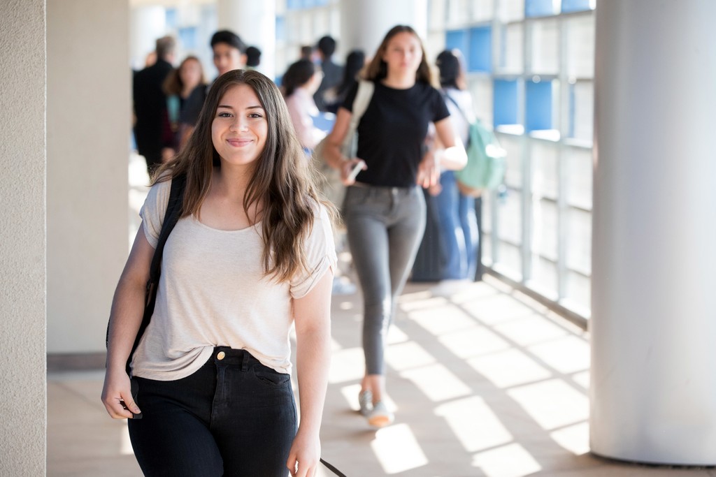  Private School Campus Life Photography – Student Community walking | Los Angeles, CA