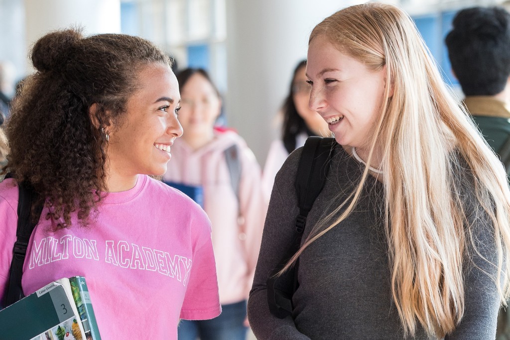Private School Campus Life Photography – Student Community in social interaction | Los Angeles, CA