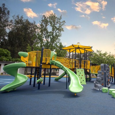 Private School Campus Aesthetic Photography – Learning Environment
in Outdoor Campus Areas | Los Angeles, CA