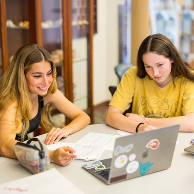Private School Classroom Photography – Academic Learning through group lesson | Denver, CO