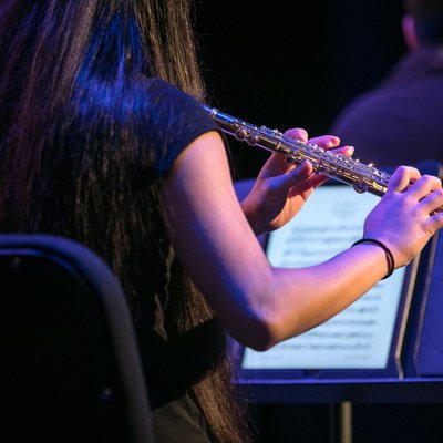 Private School Arts Photography – Creative Expression on Performance Stages | Denver, CO
