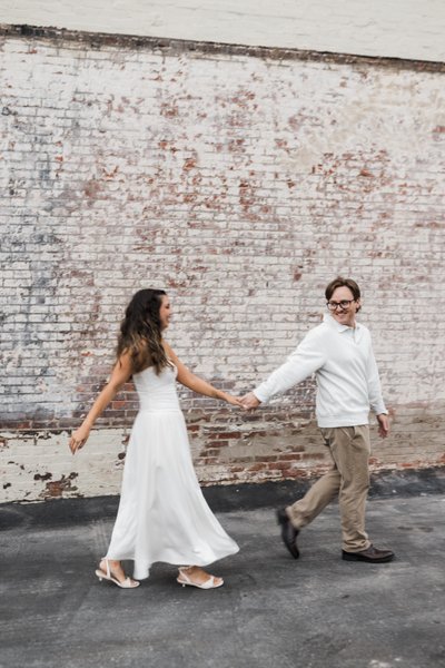 Stroll in Fountain Square