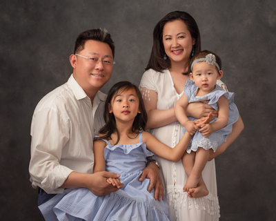 Family Photos In Studio