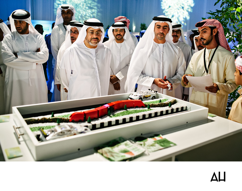 Emirati Officials View Sustainable Transport Model