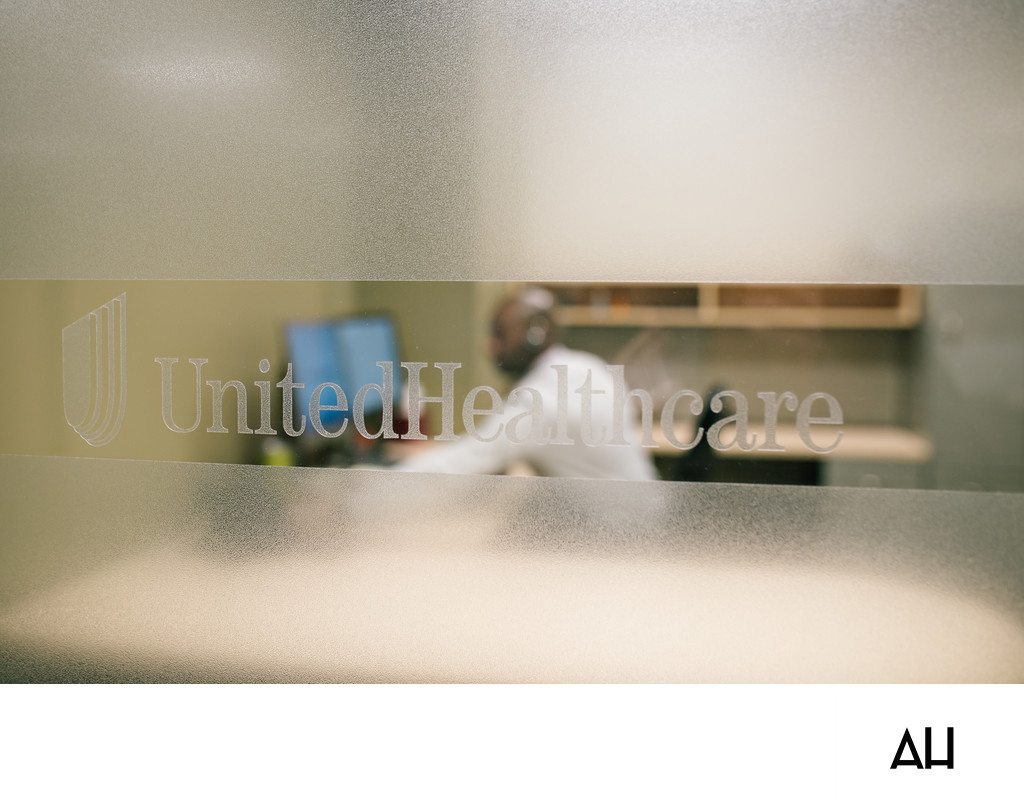 UnitedHealthcare Office Glass Signage