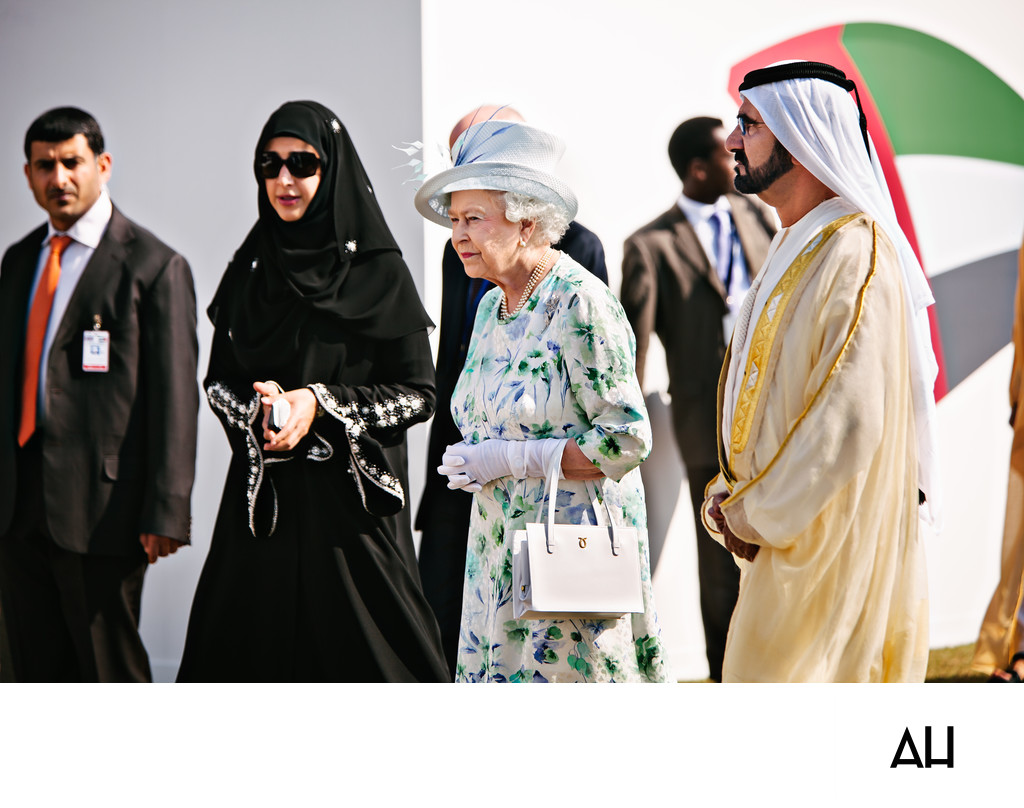Queen Elizabeth II with Emirati officials in the UAE