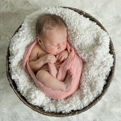 newborn photographer in Ossining NY