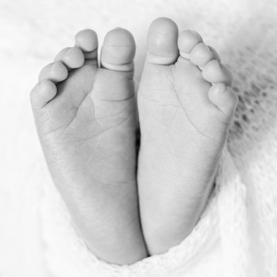 baby photoshoot hospital Westchester newborn