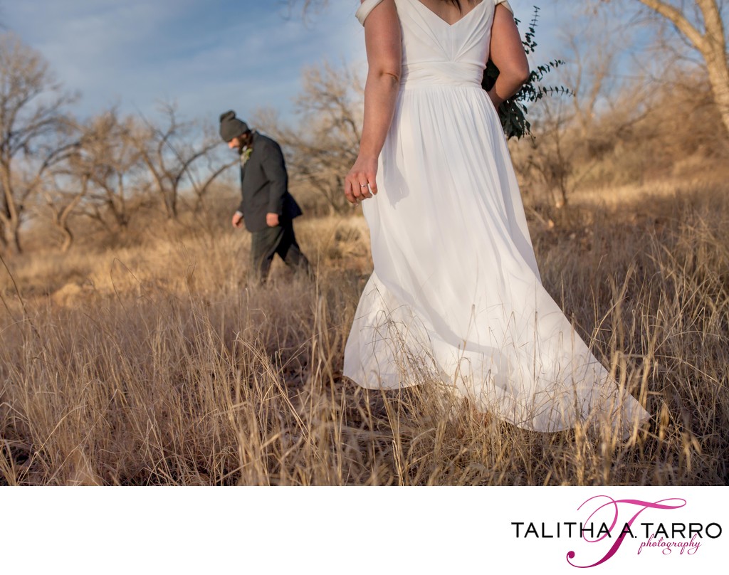 End of winter wedding in the bosque