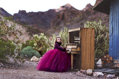 Las Vegas Family Photographer girl and piano