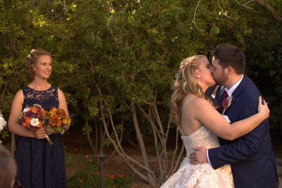 Las Vegas Wedding Photography bride and groom kissing1