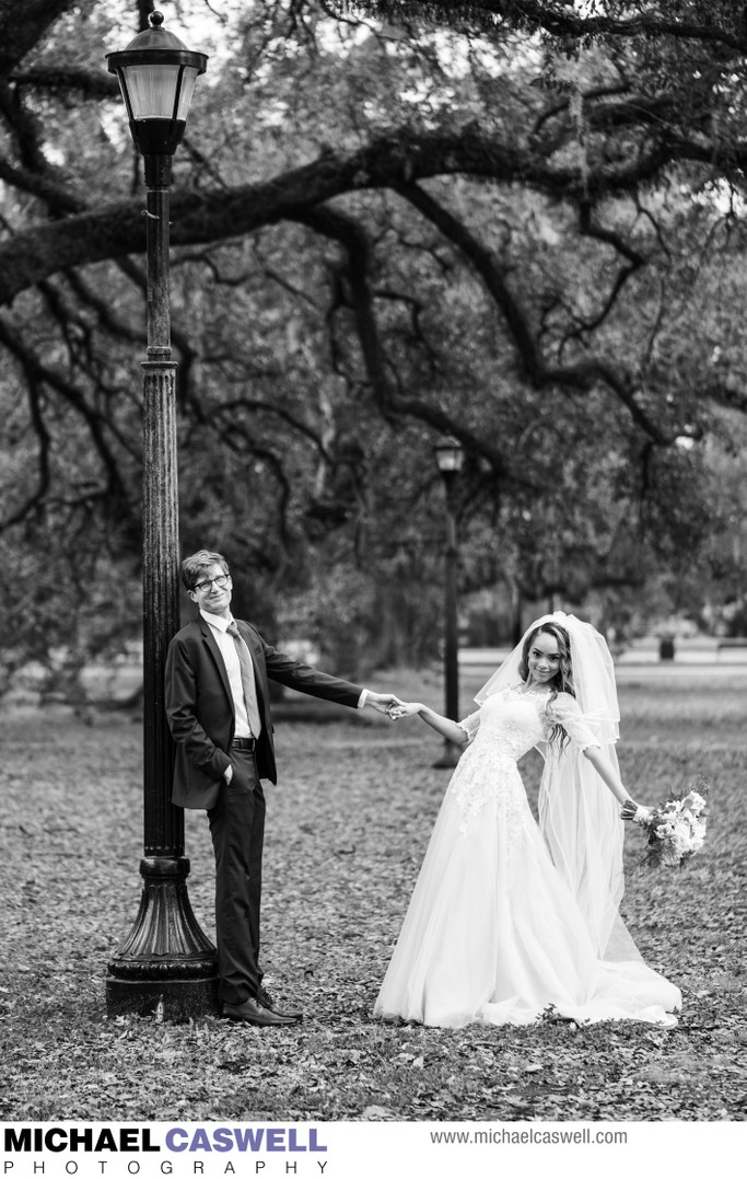 Portrait of Bride and Groom by Audubon Park Lamp Post