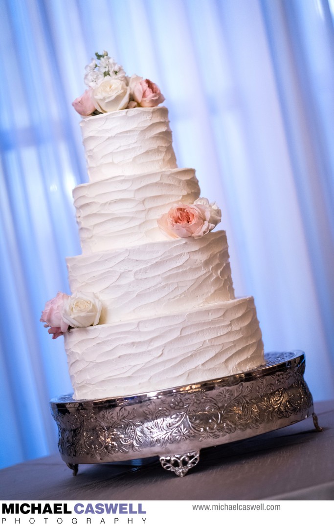 Roosevelt Hotel Wedding Cake