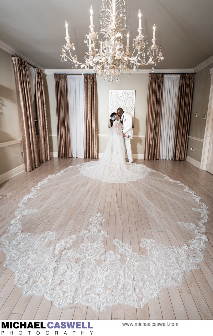 Bride and Groom portrait at Southern Oaks