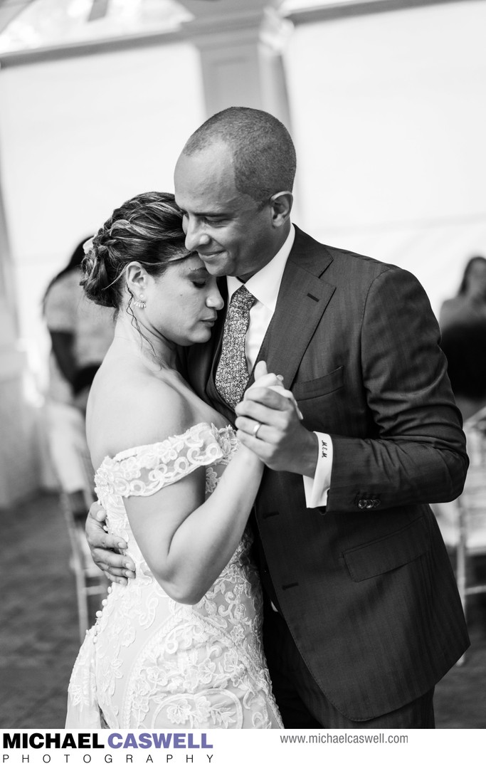 Bride and groom dance at Maison Lafitte