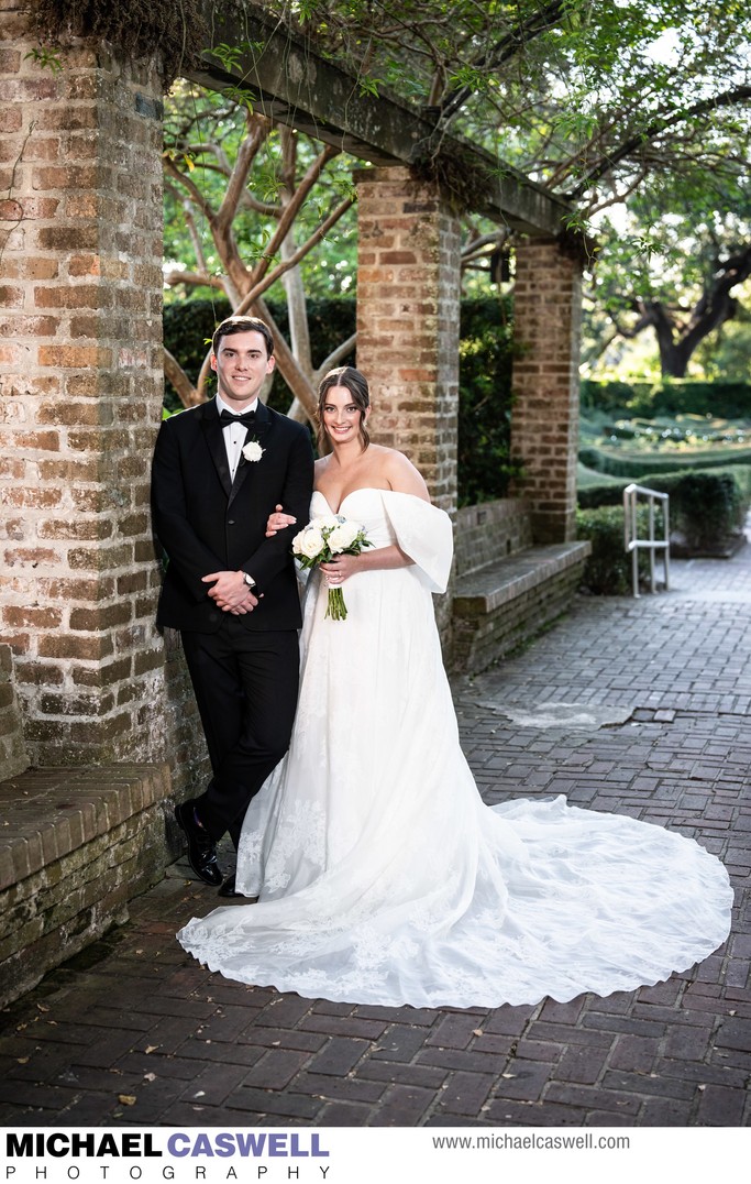 Bride and Groom in City Park Botanical Garden